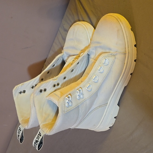 Dr. Martens Shoes - Dr. Martens White Combs Boot